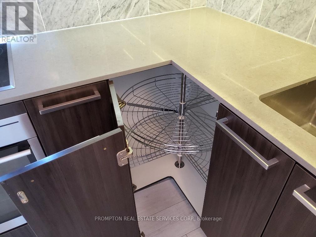 706 - 70 Queens Wharf Road, Toronto, Ontario  M5V 0J2 - Photo 9 - C12736648