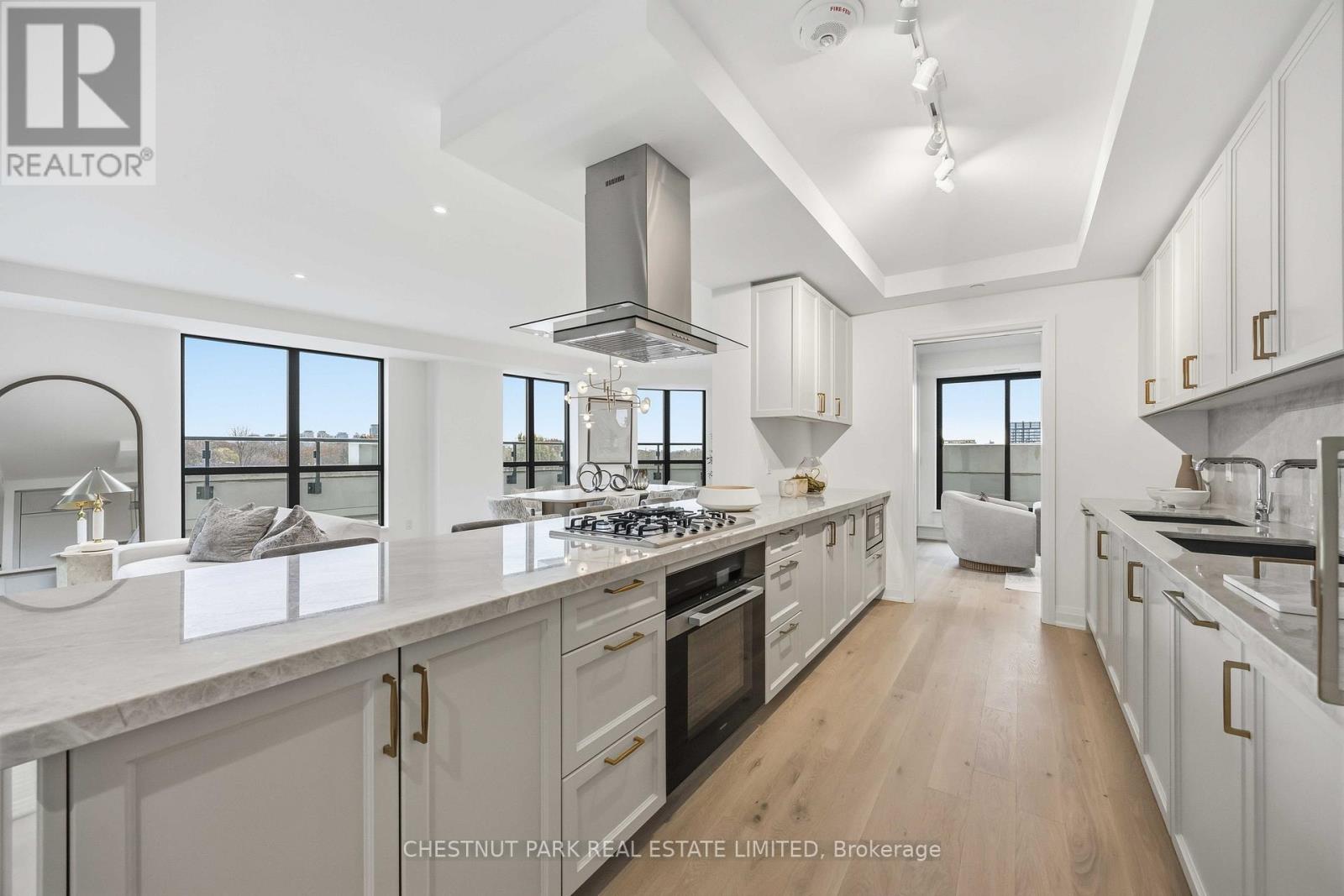 409 - 505 Glencairn Avenue, Toronto, Ontario  M6B 0B2 - Photo 6 - C12736718