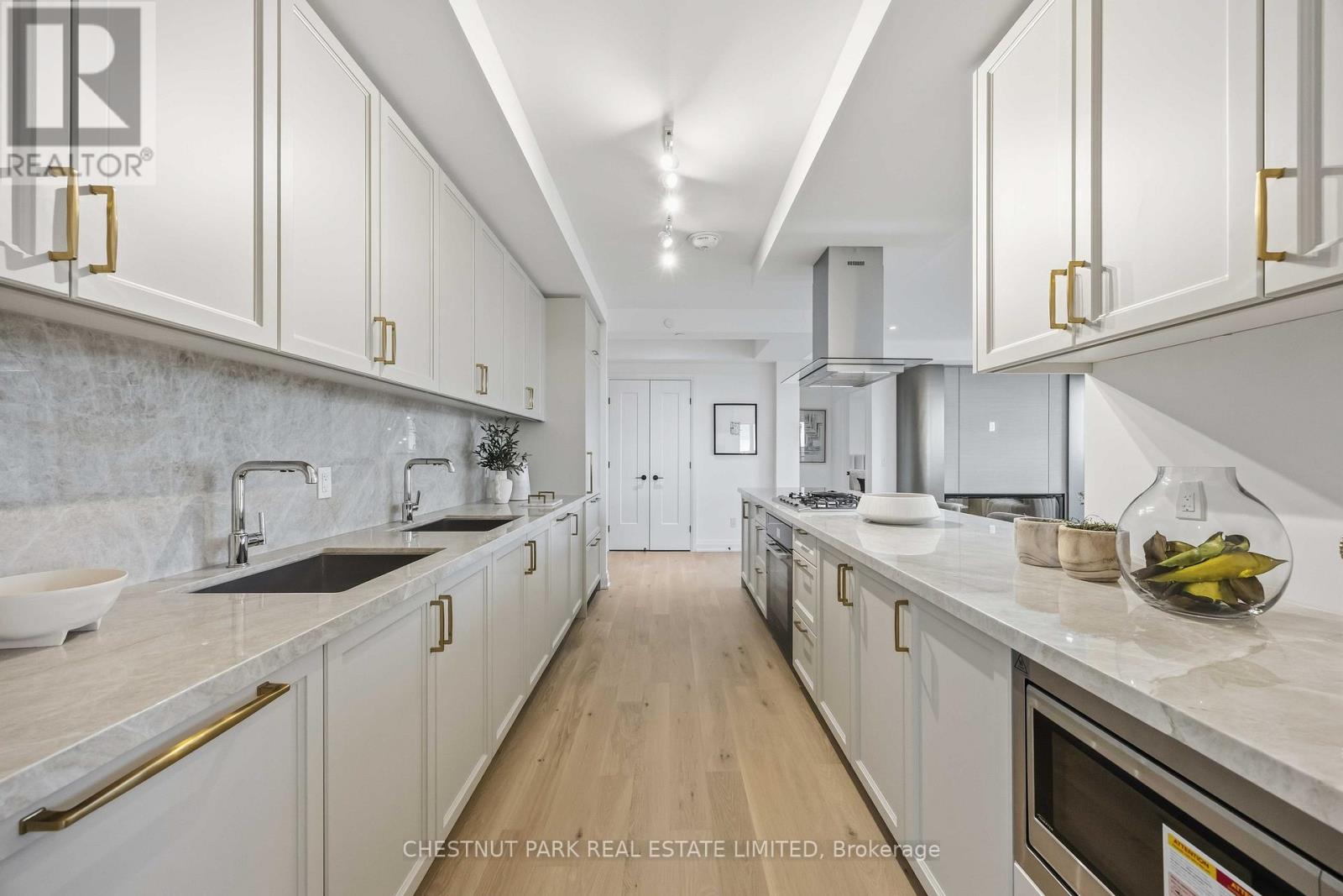 409 - 505 Glencairn Avenue, Toronto, Ontario  M6B 0B2 - Photo 7 - C12736718