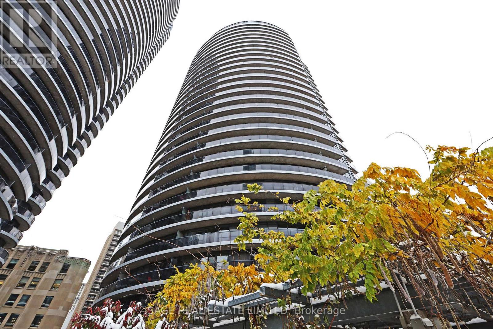 328 - 25 CARLTON STREET, Toronto, Ontario