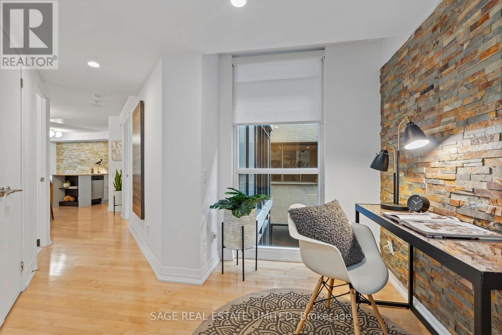 328 - 25 Carlton Street, Toronto, Ontario  M5B 1L4 - Photo 4 - C12736790