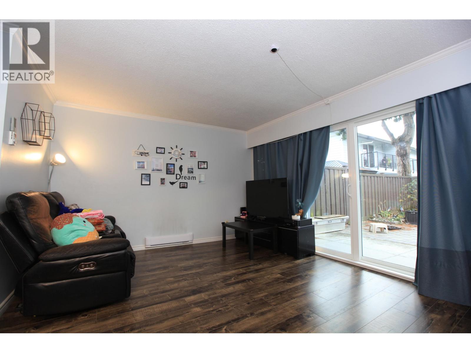 20 10940 Springmont Drive, Richmond, British Columbia  V7E 3S5 - Photo 3 - R3080799