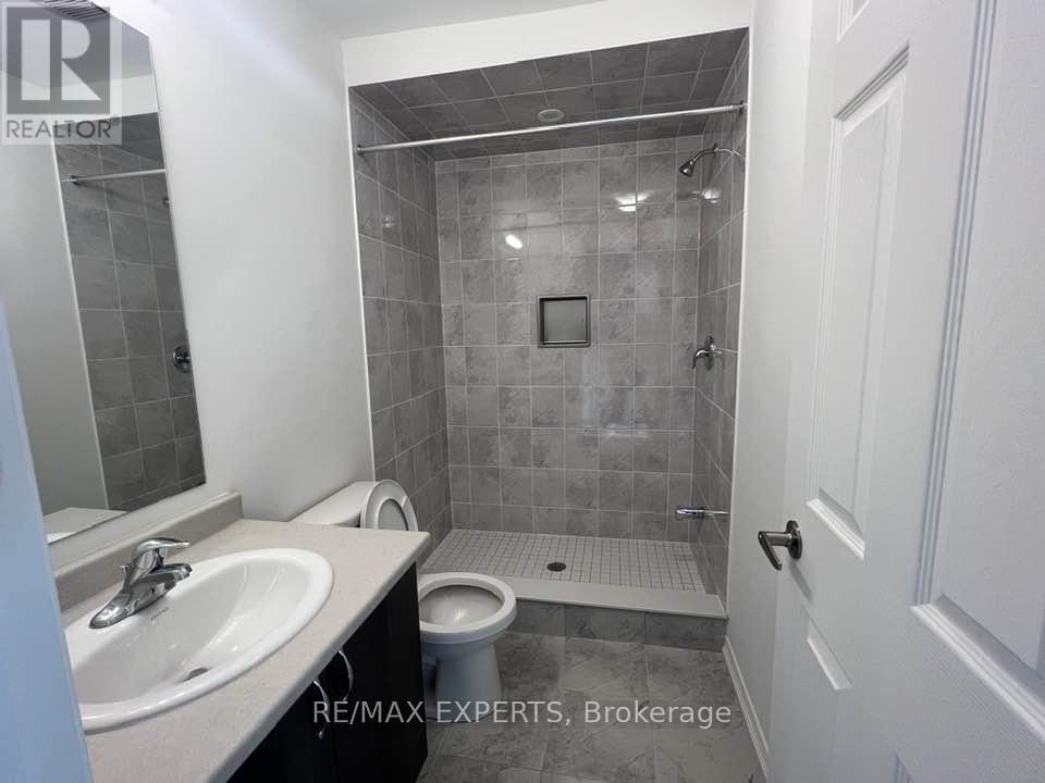 1410 Coral Springs Path, Oshawa, Ontario  L1K 3G1 - Photo 12 - E12736658