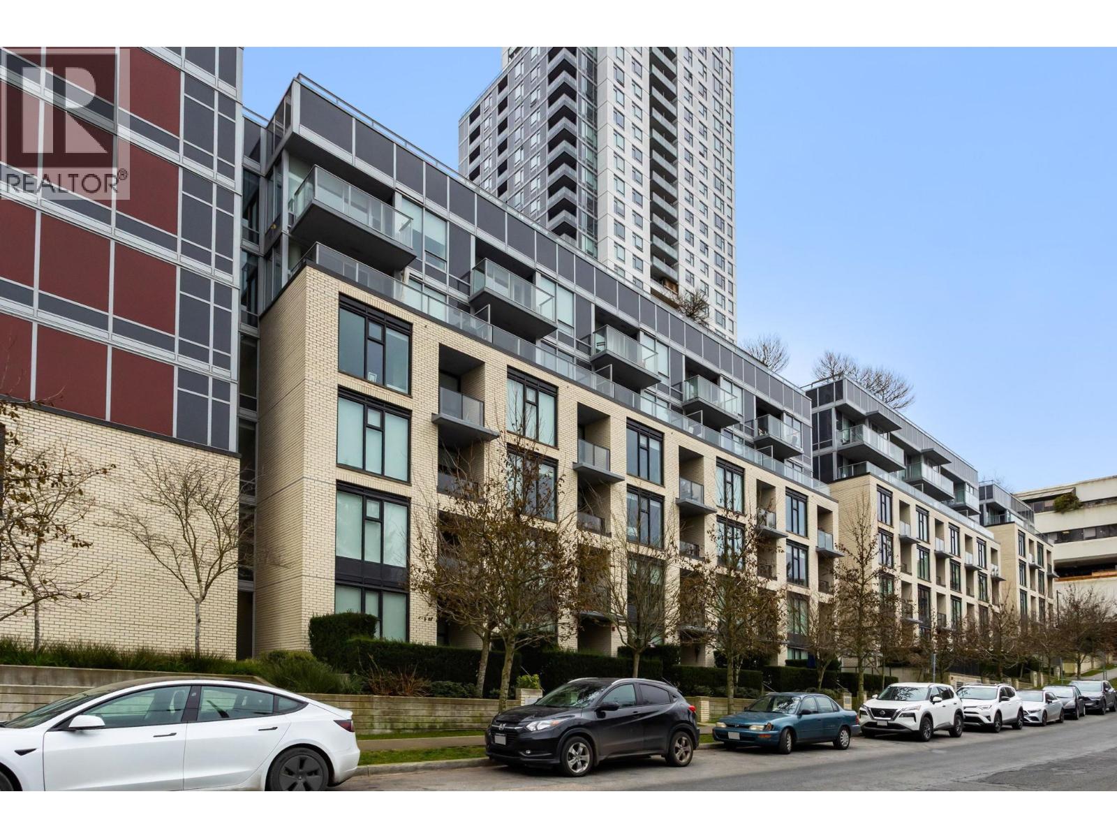 501 5598 Ormidale Street, Vancouver, British Columbia  V5R 0E5 - Photo 1 - R3082998