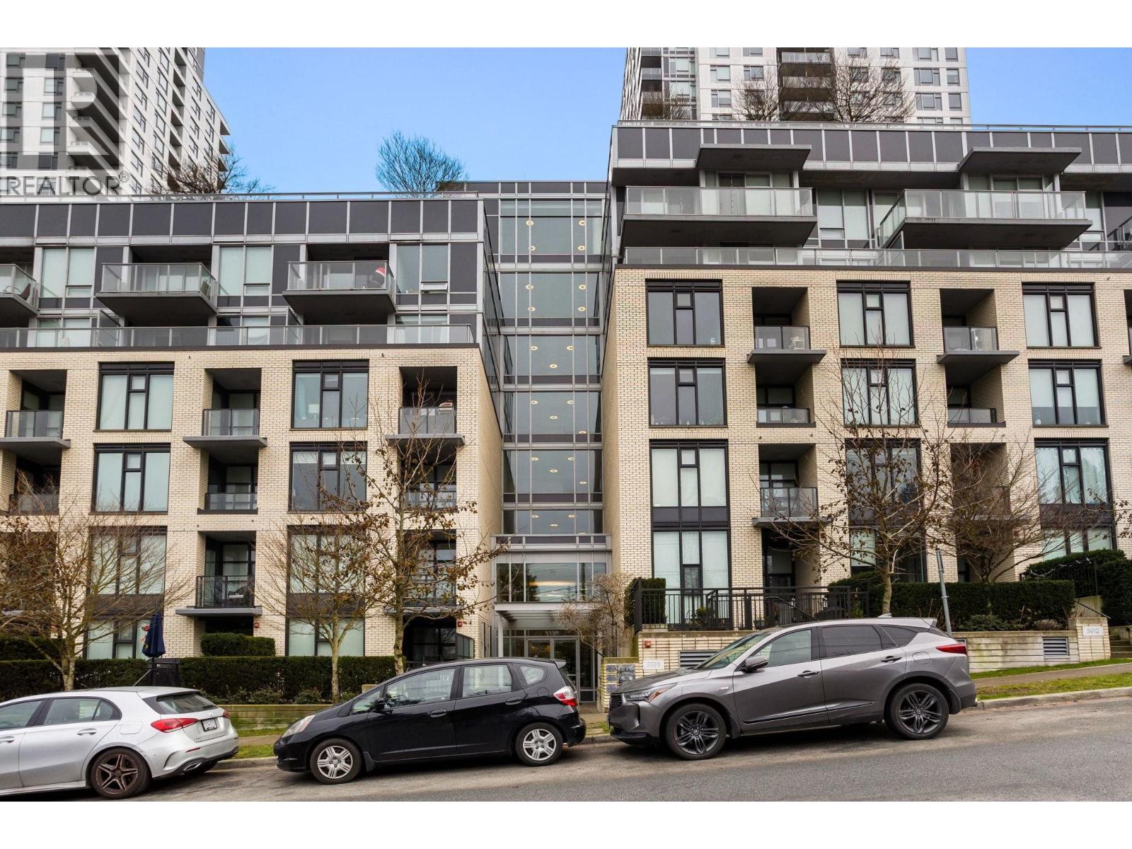 501 5598 Ormidale Street, Vancouver, British Columbia  V5R 0E5 - Photo 2 - R3082998