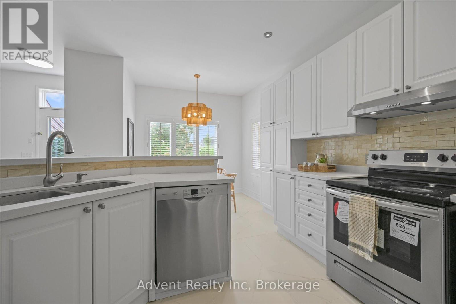 5 Angus Glen Boulevard, Markham, Ontario  L6C 1Z1 - Photo 15 - N12736618