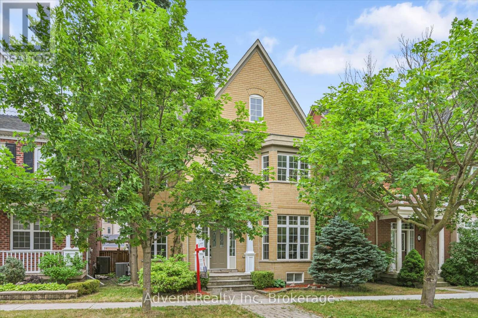 5 Angus Glen Boulevard, Markham, Ontario  L6C 1Z1 - Photo 2 - N12736618