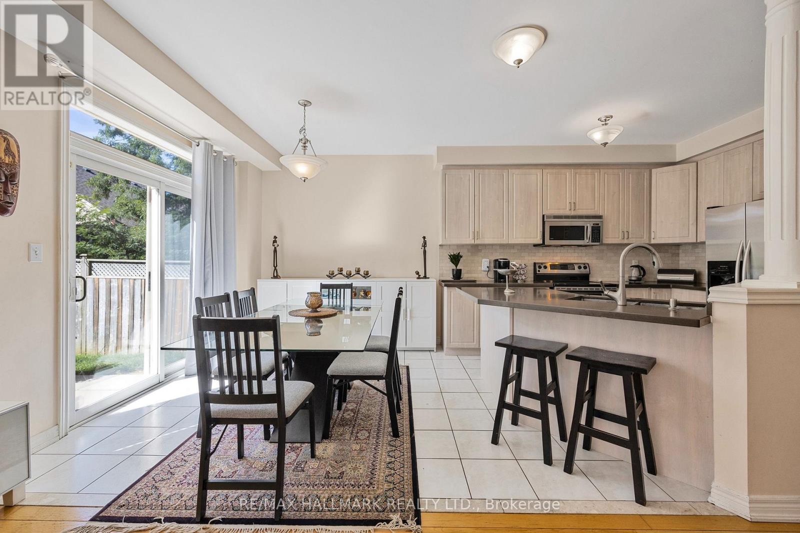 60 Cider Crescent, Richmond Hill, Ontario  L4E 4A4 - Photo 12 - N12736724