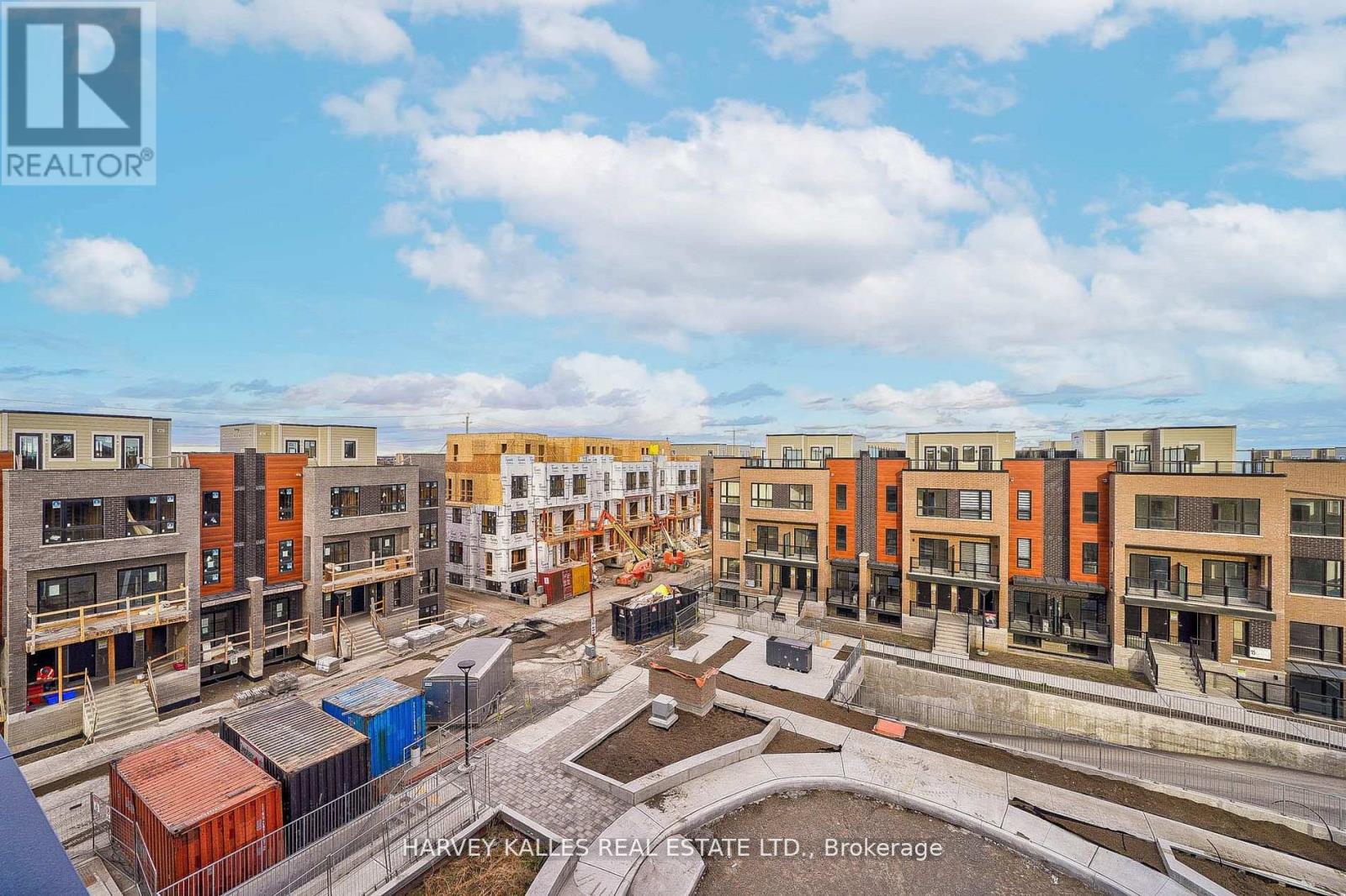 22 - 16 Lytham Green Circle, Newmarket, Ontario  L3Y 0H4 - Photo 38 - N12736750