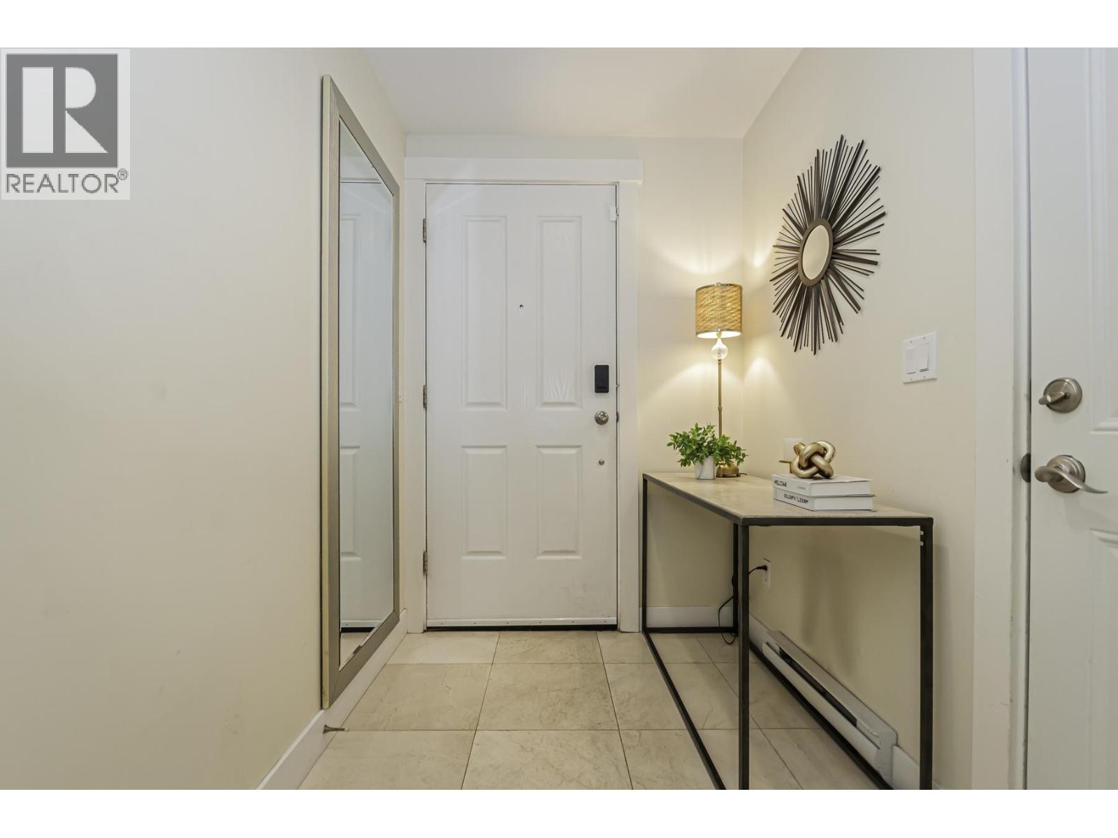 6608 Arbutus Street, Vancouver, British Columbia  V6P 5S5 - Photo 5 - R3083668