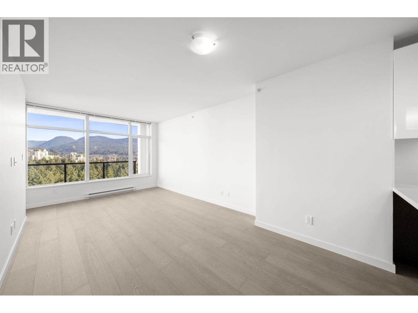 2609 3080 Lincoln Avenue, Coquitlam, British Columbia  V3B 0L9 - Photo 4 - R3083708