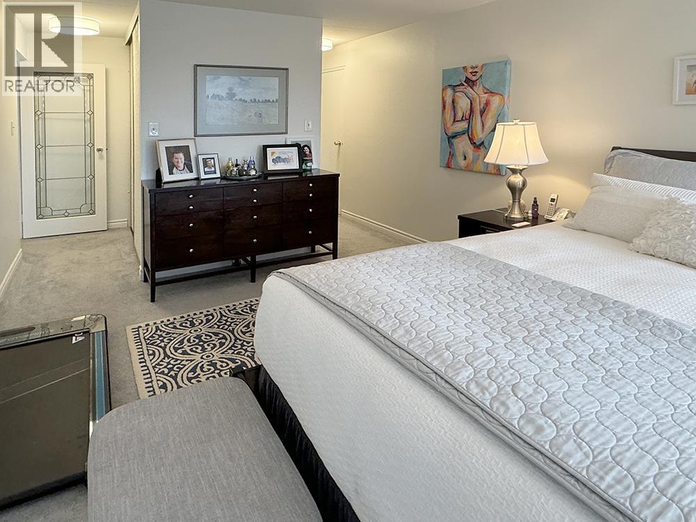 Listing Picture 13 of 28 : 904 6651 MINORU BOULEVARD, Richmond / 烈治文 - 魯藝地產 Yvonne Lu Group - MLS Medallion Club Member