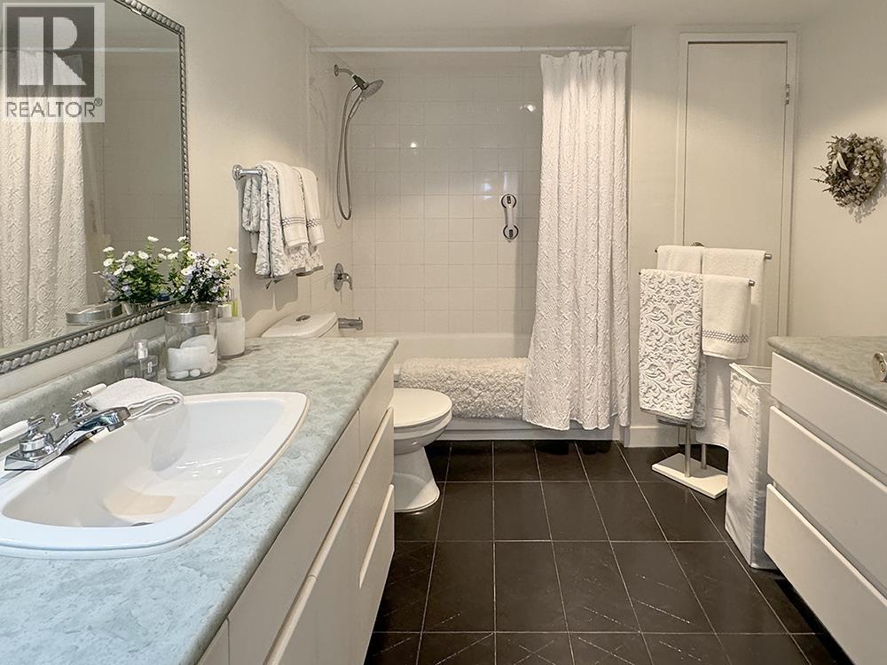 Listing Picture 17 of 28 : 904 6651 MINORU BOULEVARD, Richmond / 烈治文 - 魯藝地產 Yvonne Lu Group - MLS Medallion Club Member