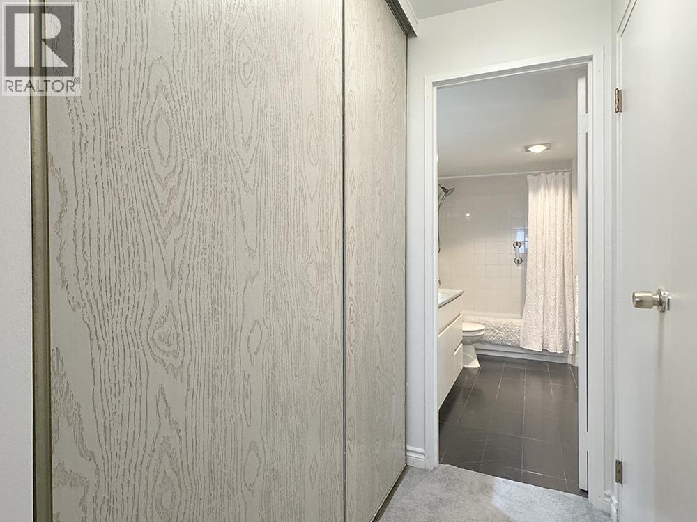 Listing Picture 14 of 28 : 904 6651 MINORU BOULEVARD, Richmond / 烈治文 - 魯藝地產 Yvonne Lu Group - MLS Medallion Club Member