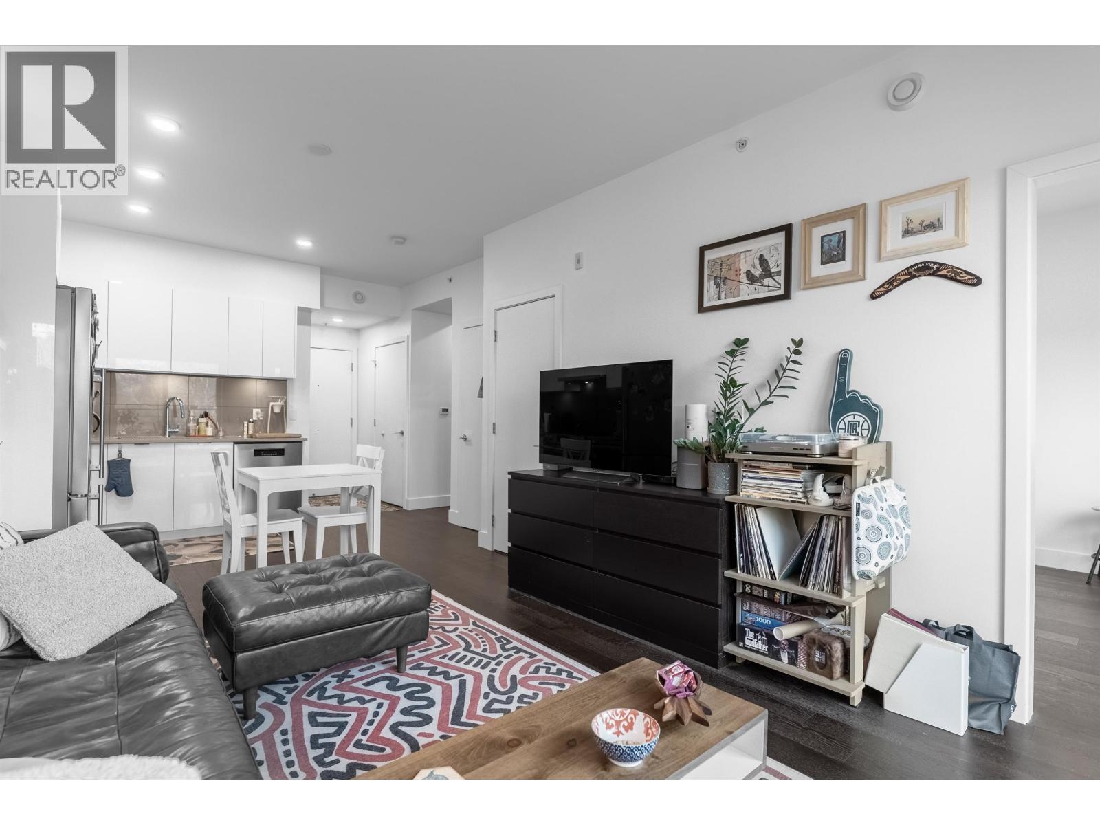 405 2666 Duke Street, Vancouver, British Columbia  V5R 4S9 - Photo 10 - R3084042