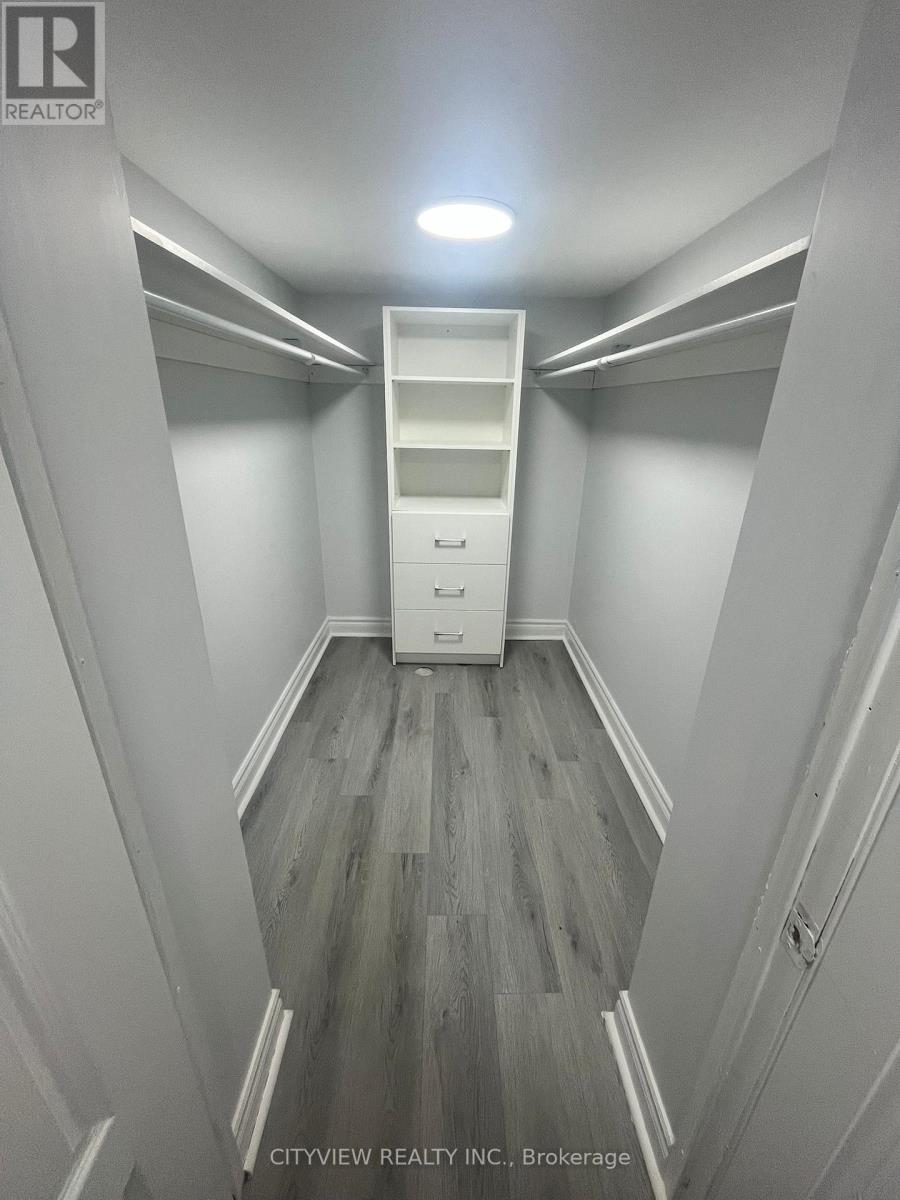 Bsmnt - 3432 Fountain Park Avenue, Mississauga, Ontario  L5M 7E3 - Photo 11 - W12736636