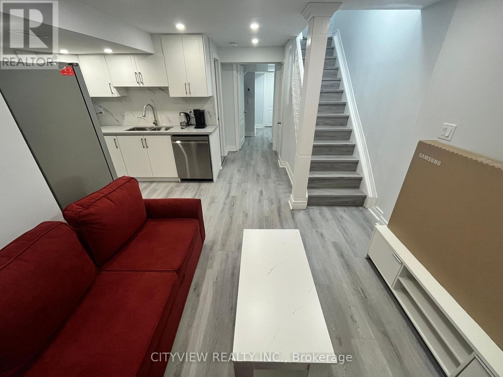 Bsmnt - 3432 Fountain Park Avenue, Mississauga, Ontario  L5M 7E3 - Photo 3 - W12736636