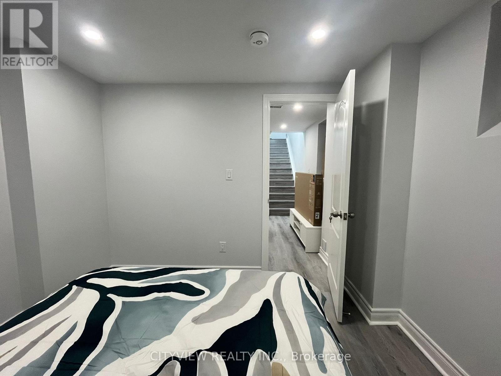 Bsmnt - 3432 Fountain Park Avenue, Mississauga, Ontario  L5M 7E3 - Photo 9 - W12736636