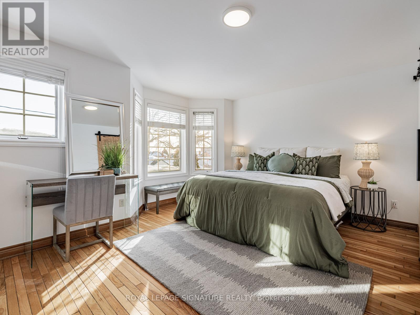 158 Bowie Avenue, Toronto, Ontario  M6E 2R3 - Photo 14 - W12736734