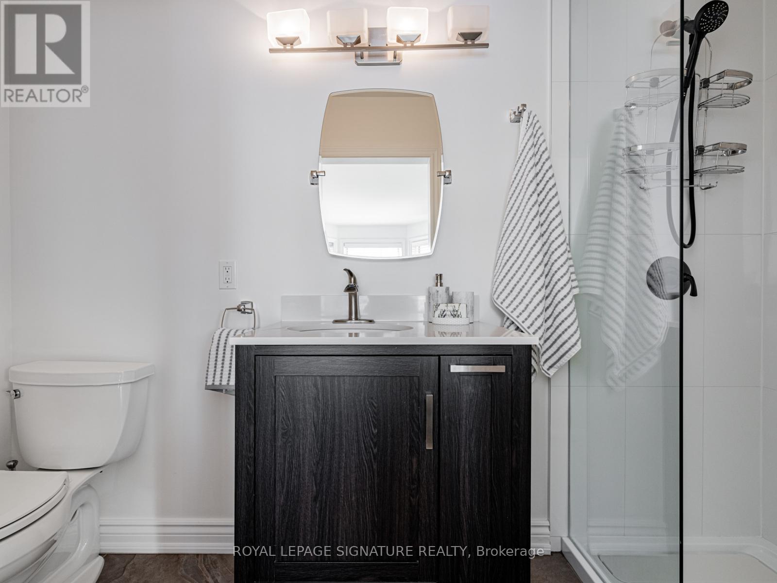 158 Bowie Avenue, Toronto, Ontario  M6E 2R3 - Photo 18 - W12736734