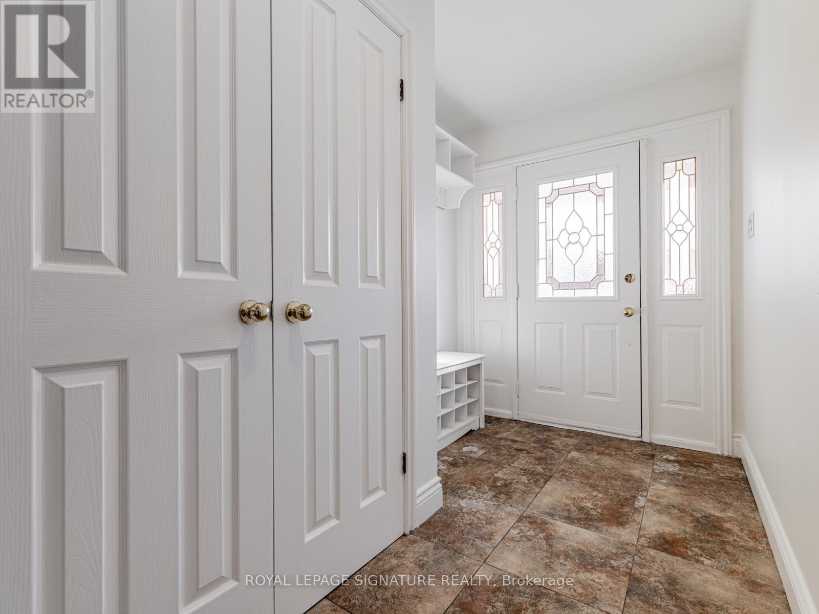 158 Bowie Avenue, Toronto, Ontario  M6E 2R3 - Photo 2 - W12736734