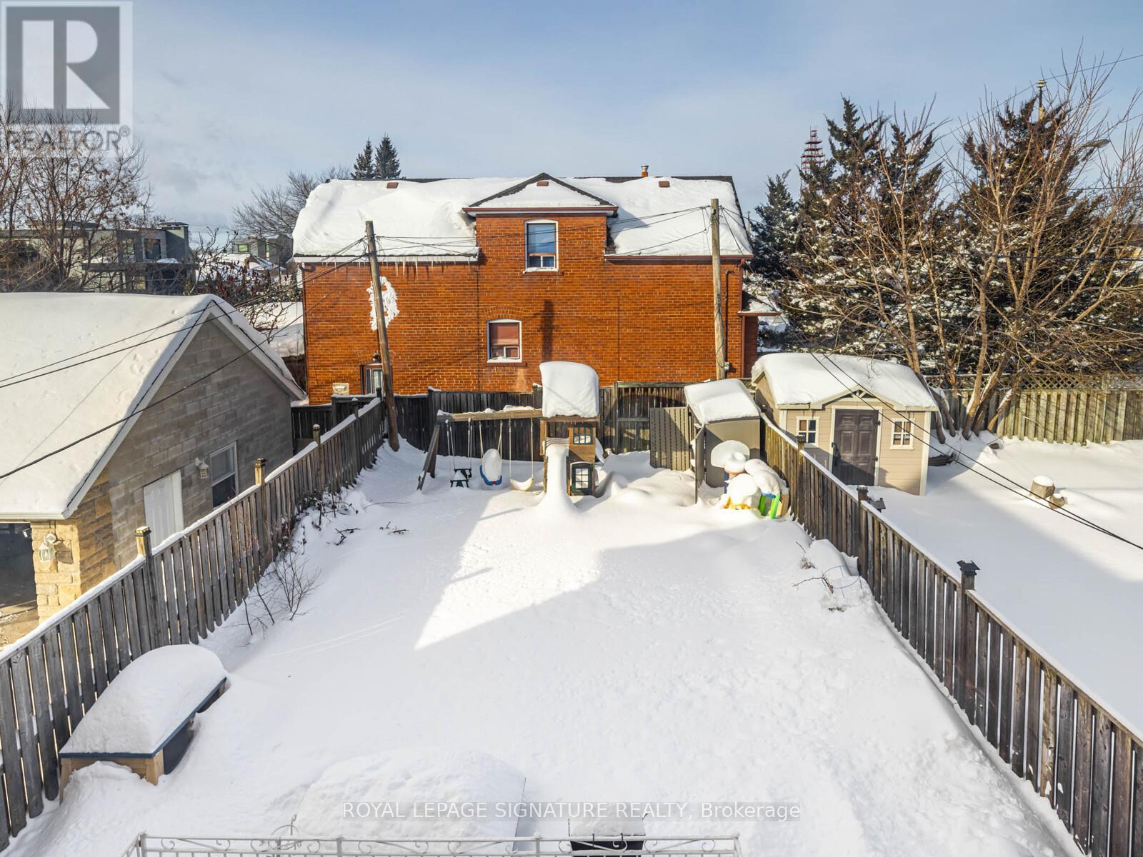 158 Bowie Avenue, Toronto, Ontario  M6E 2R3 - Photo 25 - W12736734