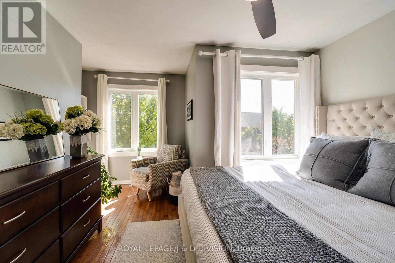 2448 Capilano Crescent, Oakville, Ontario  L6H 6L3 - Photo 29 - W12736738