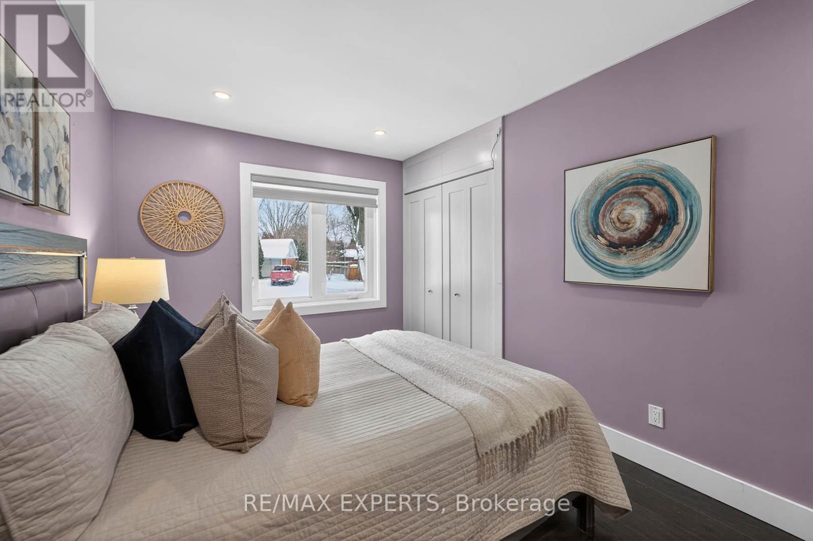 60 Suburban Drive, Mississauga, Ontario  L5N 1G9 - Photo 20 - W12736772