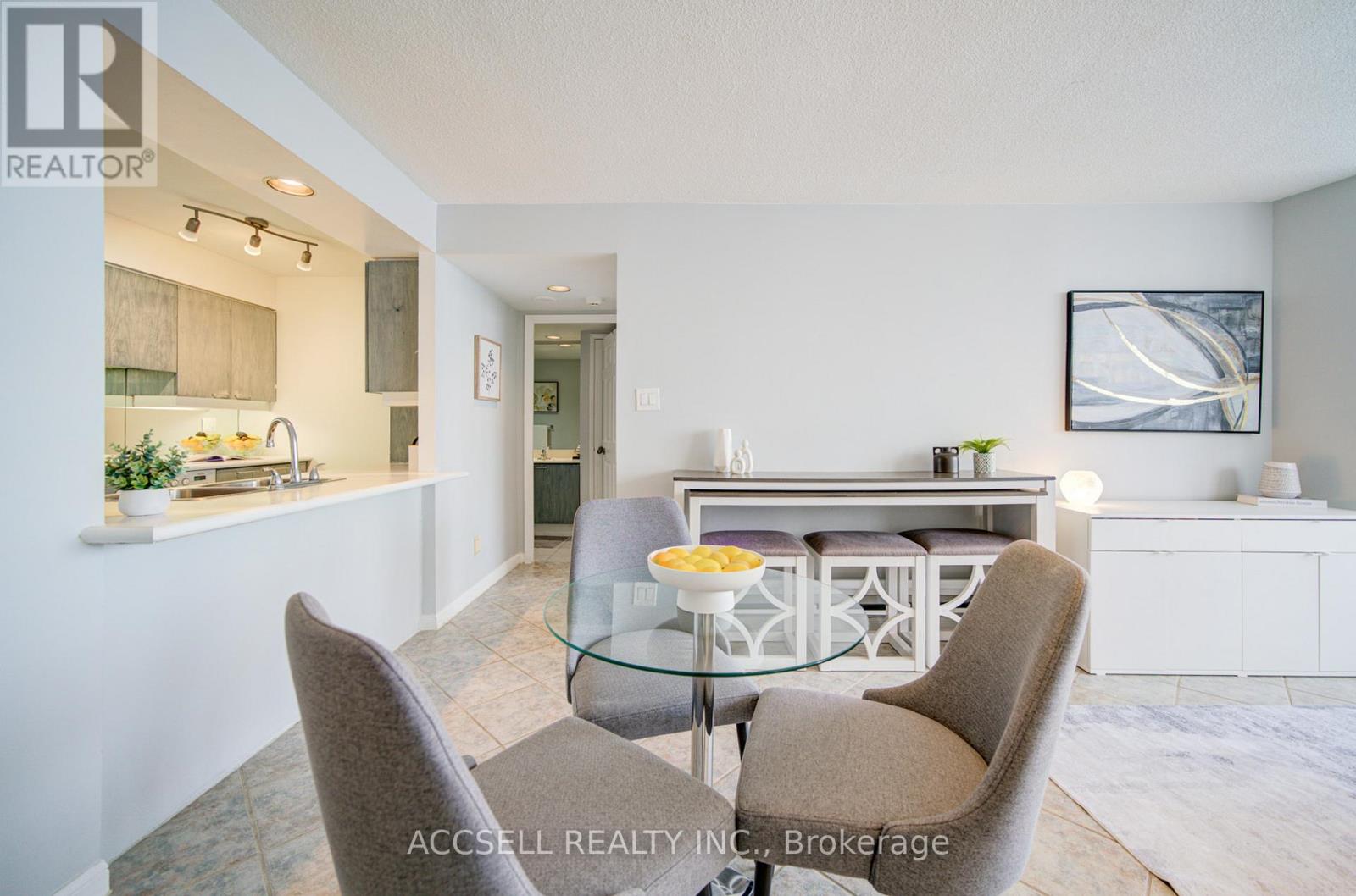 1804 - 50 Eglinton Avenue W, Mississauga, Ontario  L5R 3P5 - Photo 16 - W12736800