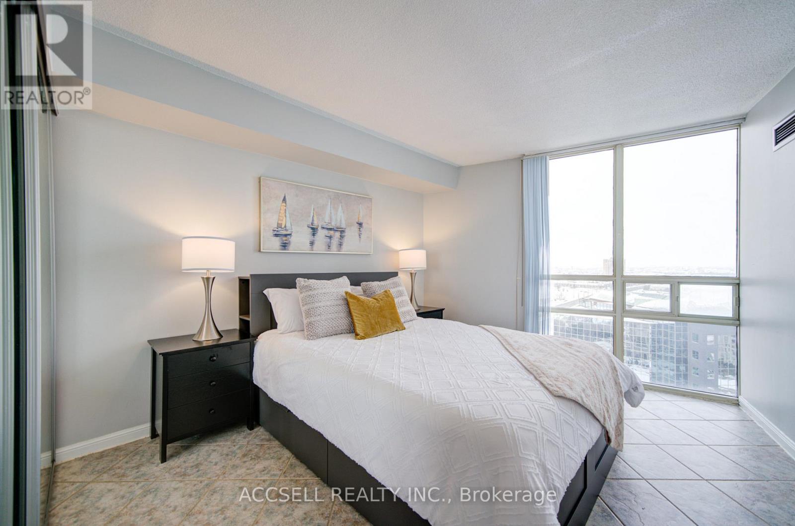 1804 - 50 Eglinton Avenue W, Mississauga, Ontario  L5R 3P5 - Photo 26 - W12736800