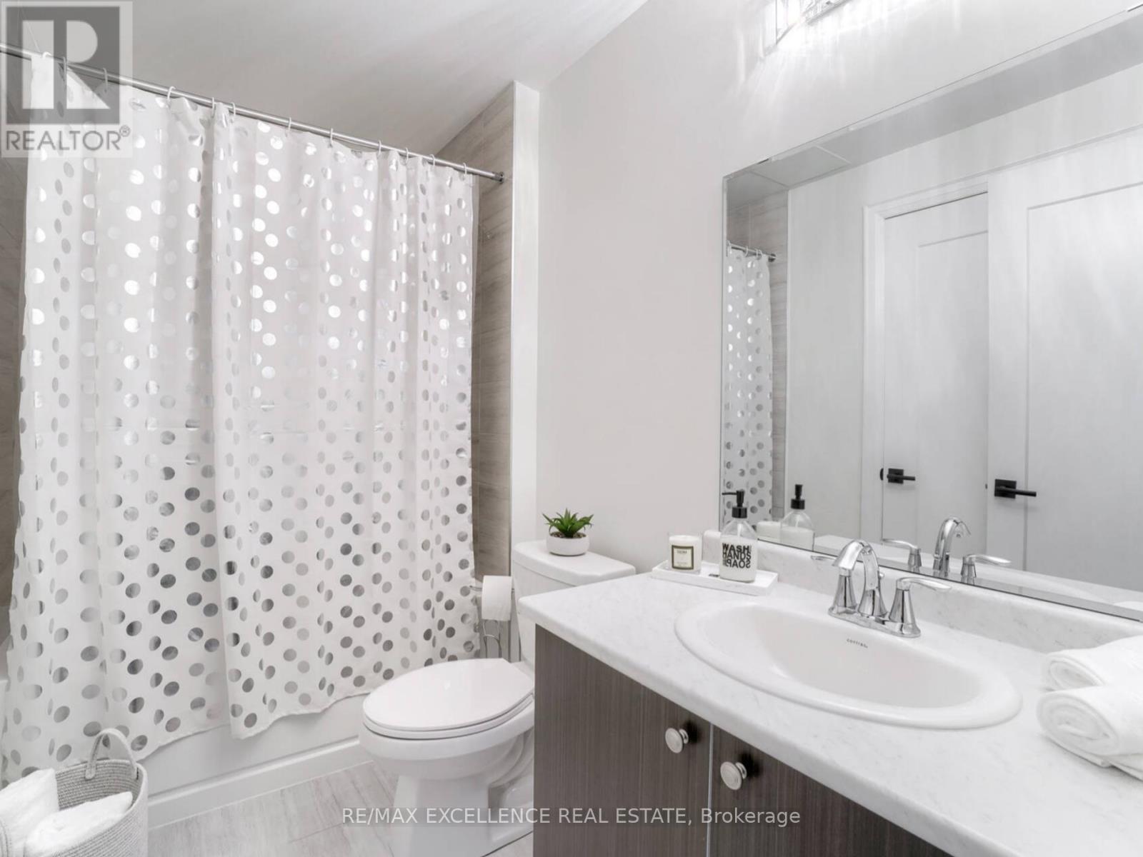 128 Grovewood Common Crescent, Oakville, Ontario  L6H 0X3 - Photo 22 - W12736810