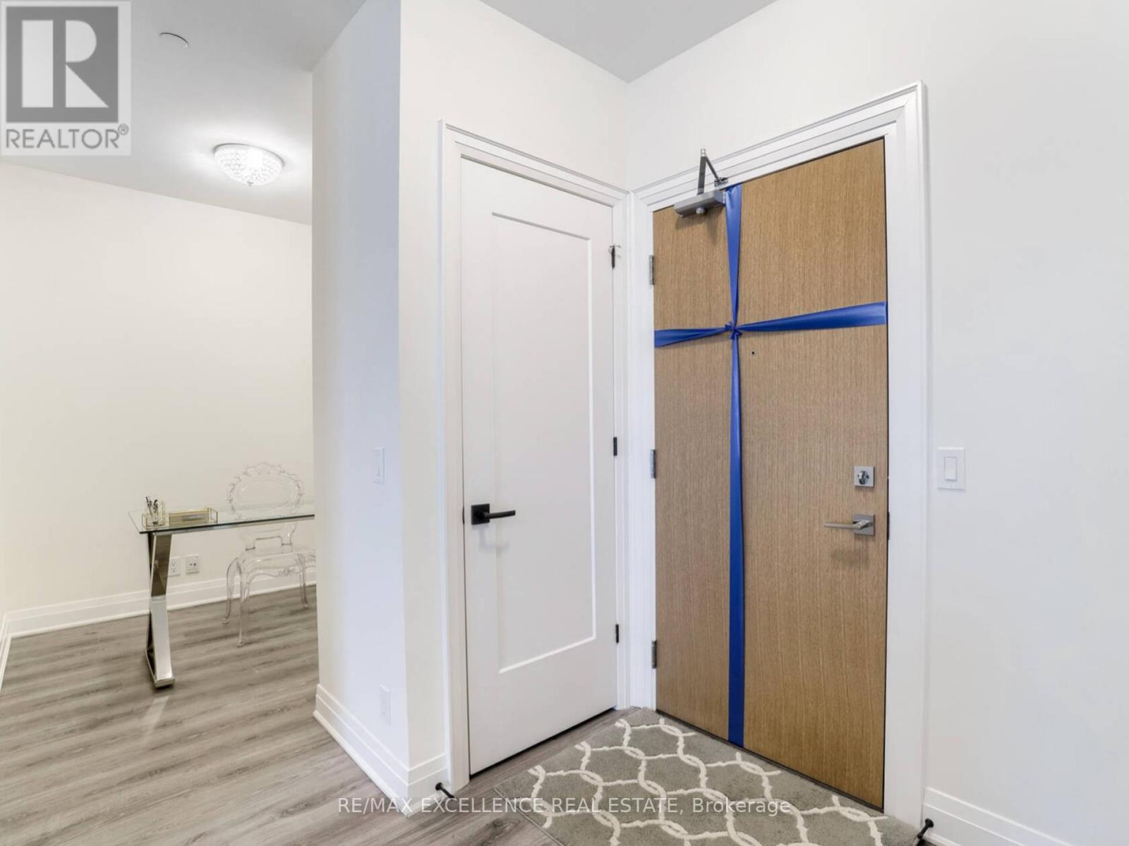 128 Grovewood Common Crescent, Oakville, Ontario  L6H 0X3 - Photo 7 - W12736810