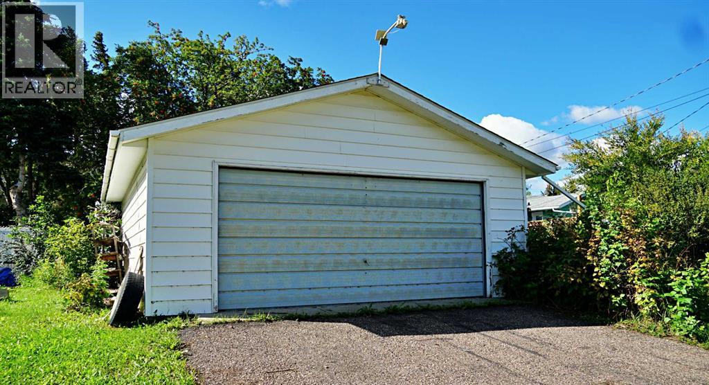 5308 52nd Avenue, Mannville, Alberta  T0B 2W0 - Photo 3 - A2250236