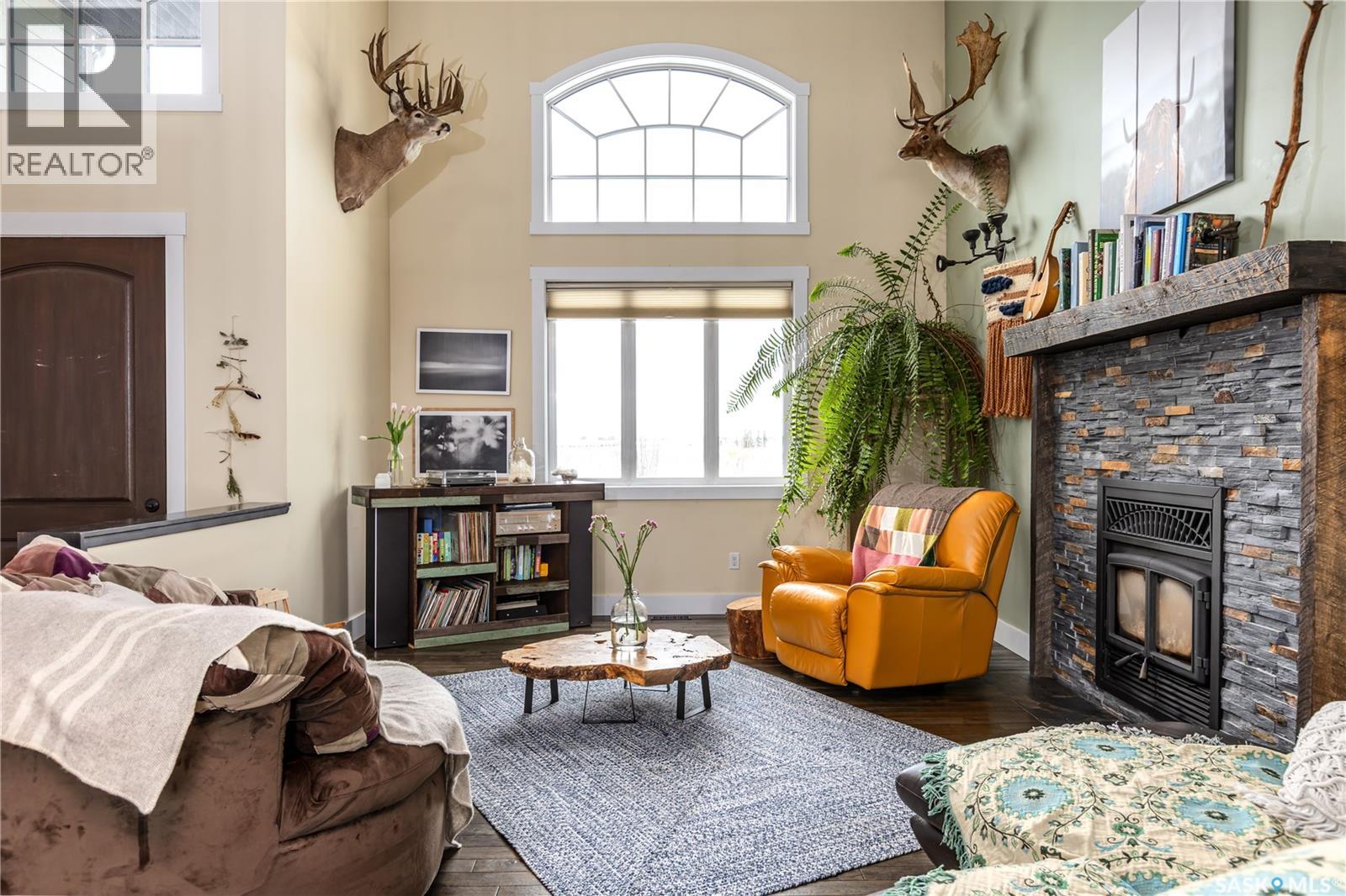 12 Vickar Place, Melfort, Saskatchewan  S0E 1A0 - Photo 2 - SK027543