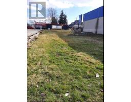 889 DUNDAS STREET, Woodstock, Ontario