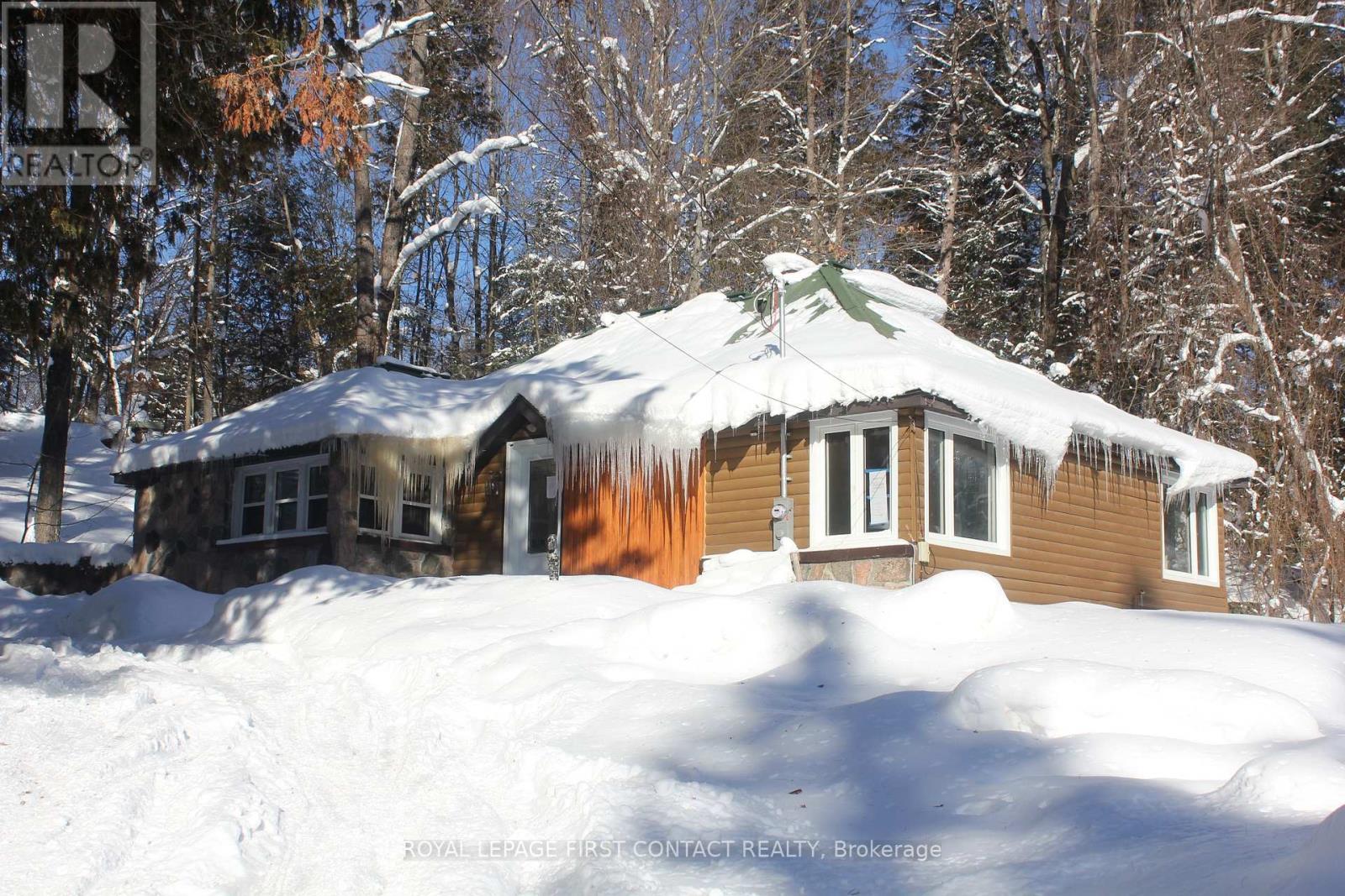 47 RIVERSIDE DRIVE, Dysart et al, Ontario