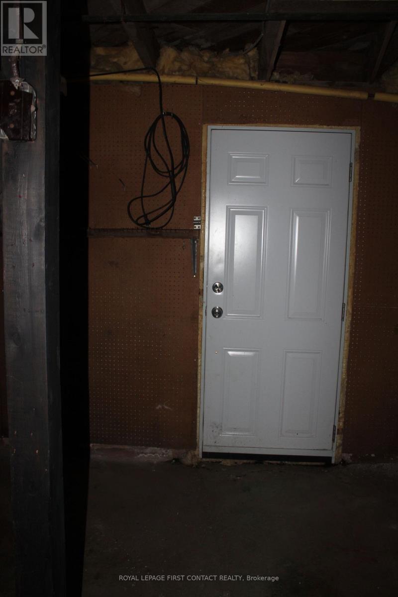 47 Riverside Drive, Dysart Et Al, Ontario  K0M 1S0 - Photo 20 - X12736762