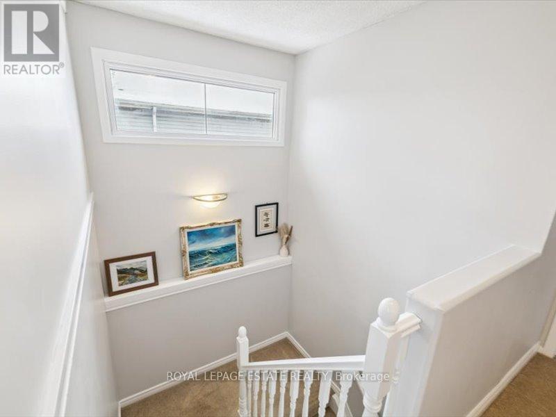 659 Upper Wentworth Street, Hamilton, Ontario  L9A 4V4 - Photo 20 - X12736816