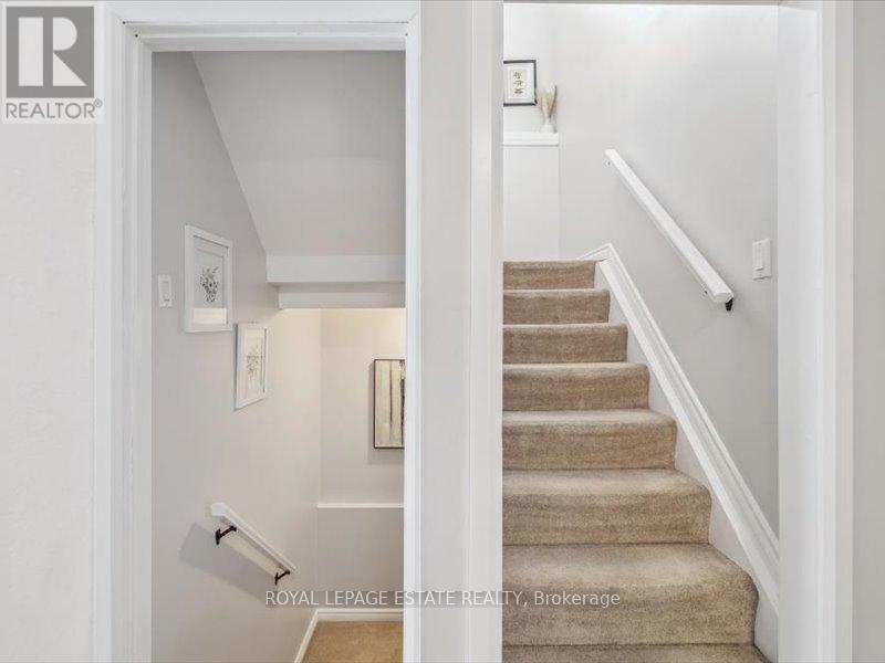 659 Upper Wentworth Street, Hamilton, Ontario  L9A 4V4 - Photo 31 - X12736816