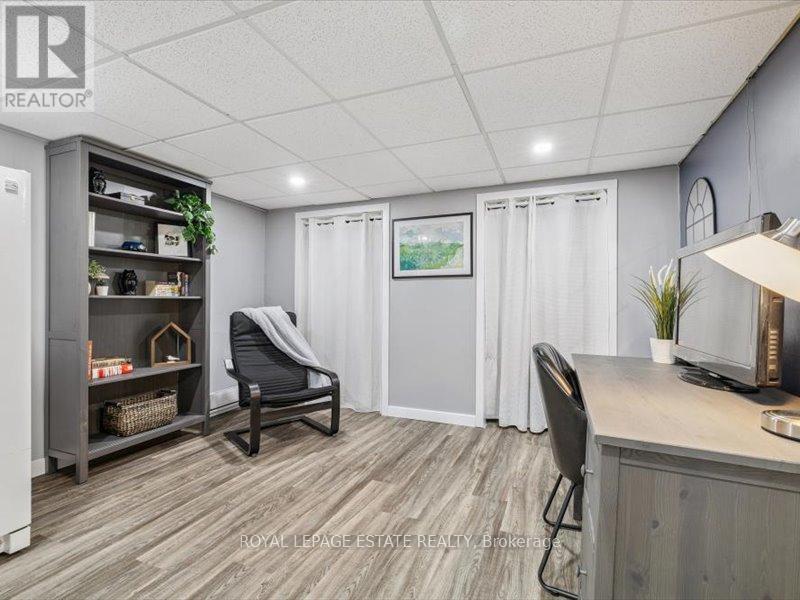 659 Upper Wentworth Street, Hamilton, Ontario  L9A 4V4 - Photo 33 - X12736816