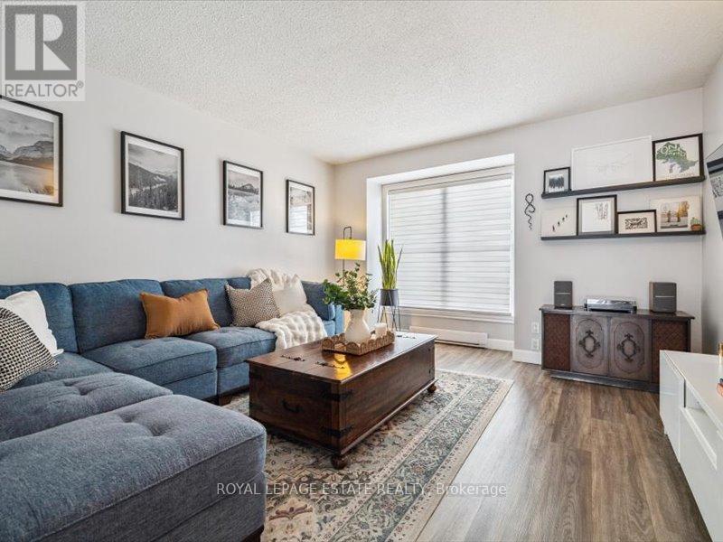 659 Upper Wentworth Street, Hamilton, Ontario  L9A 4V4 - Photo 8 - X12736816