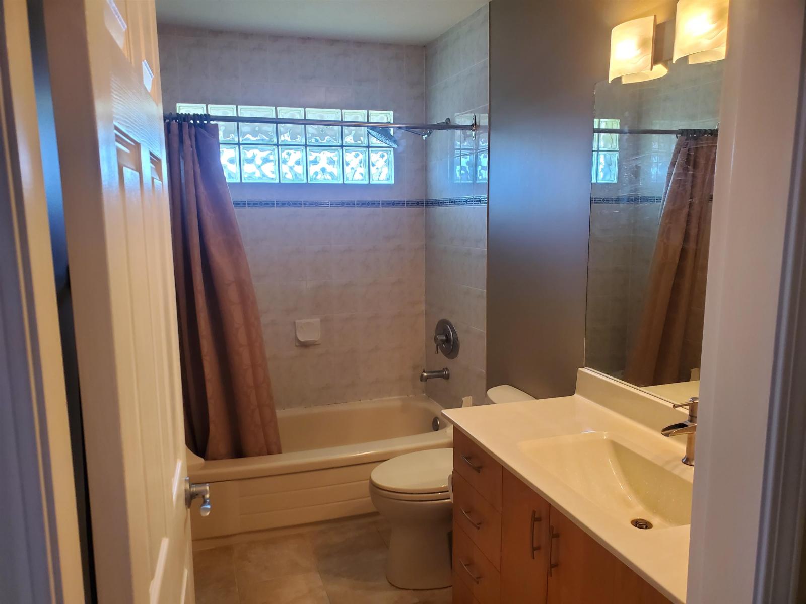 14975 83a Avenue, Surrey, British Columbia  V3S 7S2 - Photo 17 - R3082997