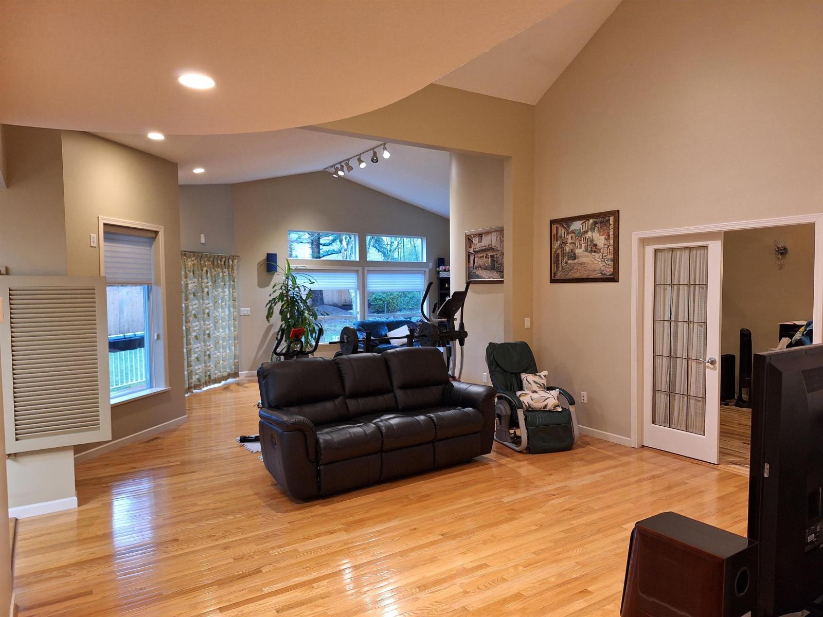 14975 83a Avenue, Surrey, British Columbia  V3S 7S2 - Photo 6 - R3082997