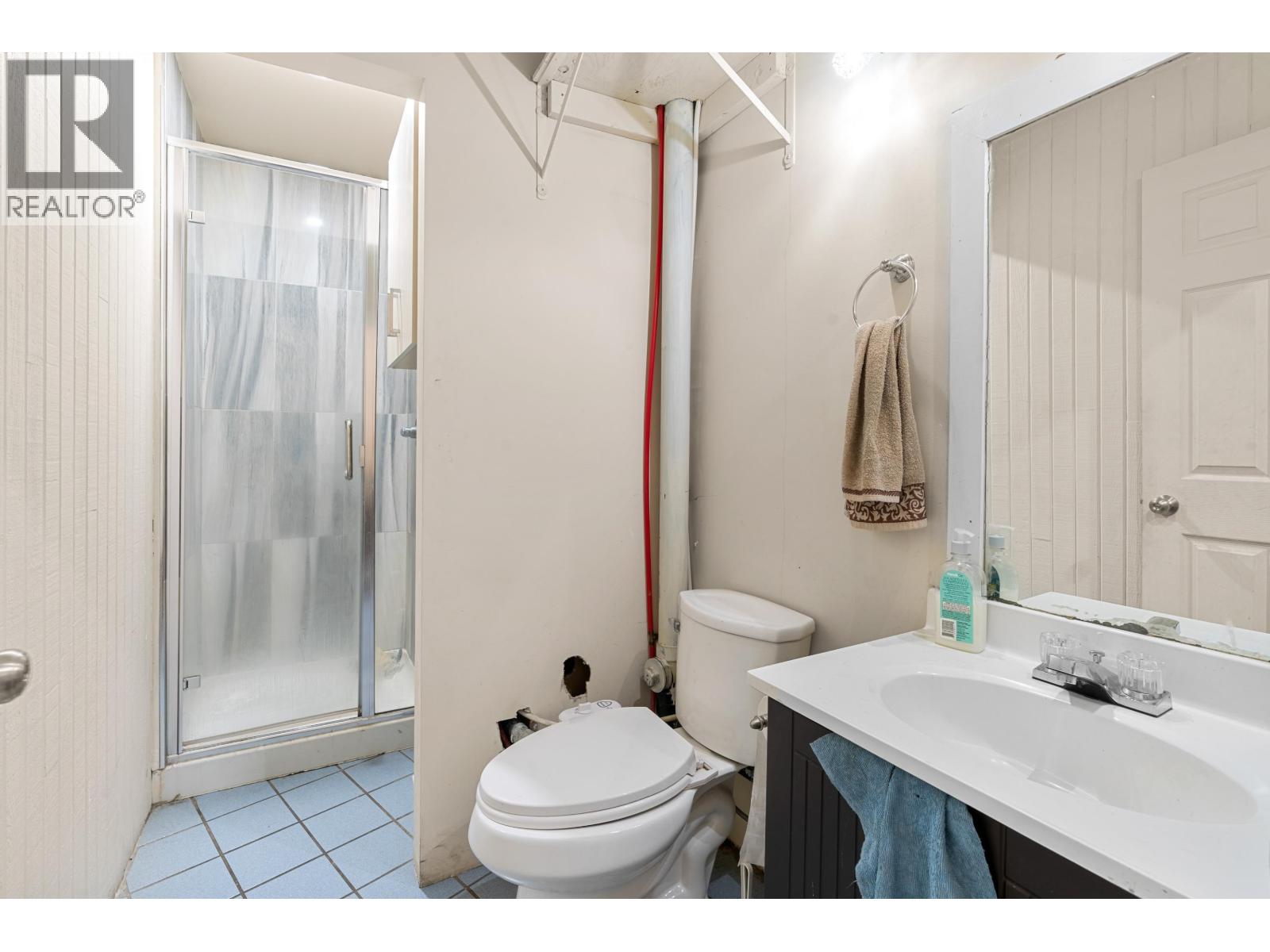 6360 Kingsway, Burnaby, British Columbia  V5E 1C5 - Photo 7 - C8075292