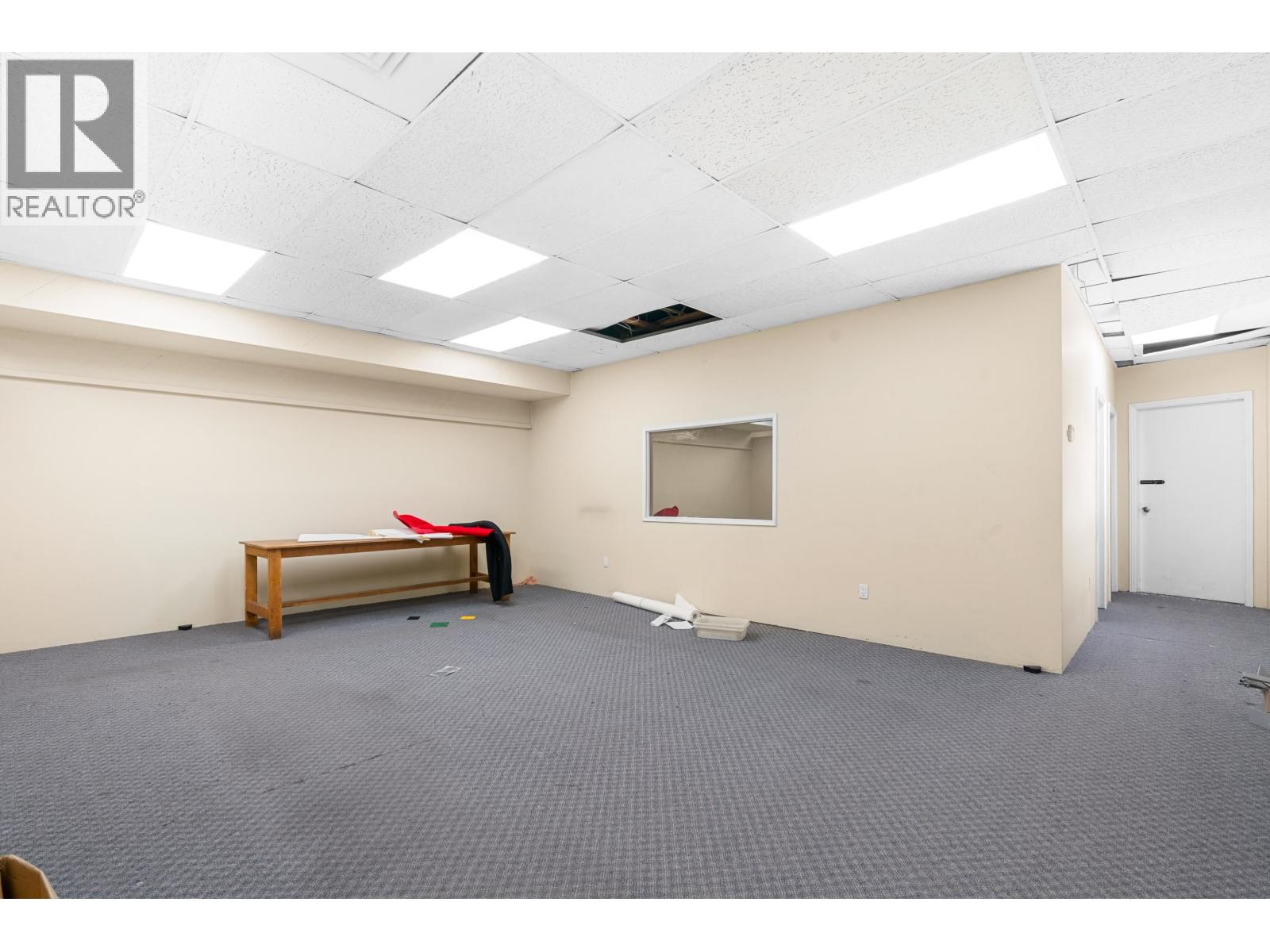 6360 Kingsway, Burnaby, British Columbia  V5E 1C5 - Photo 10 - C8075292