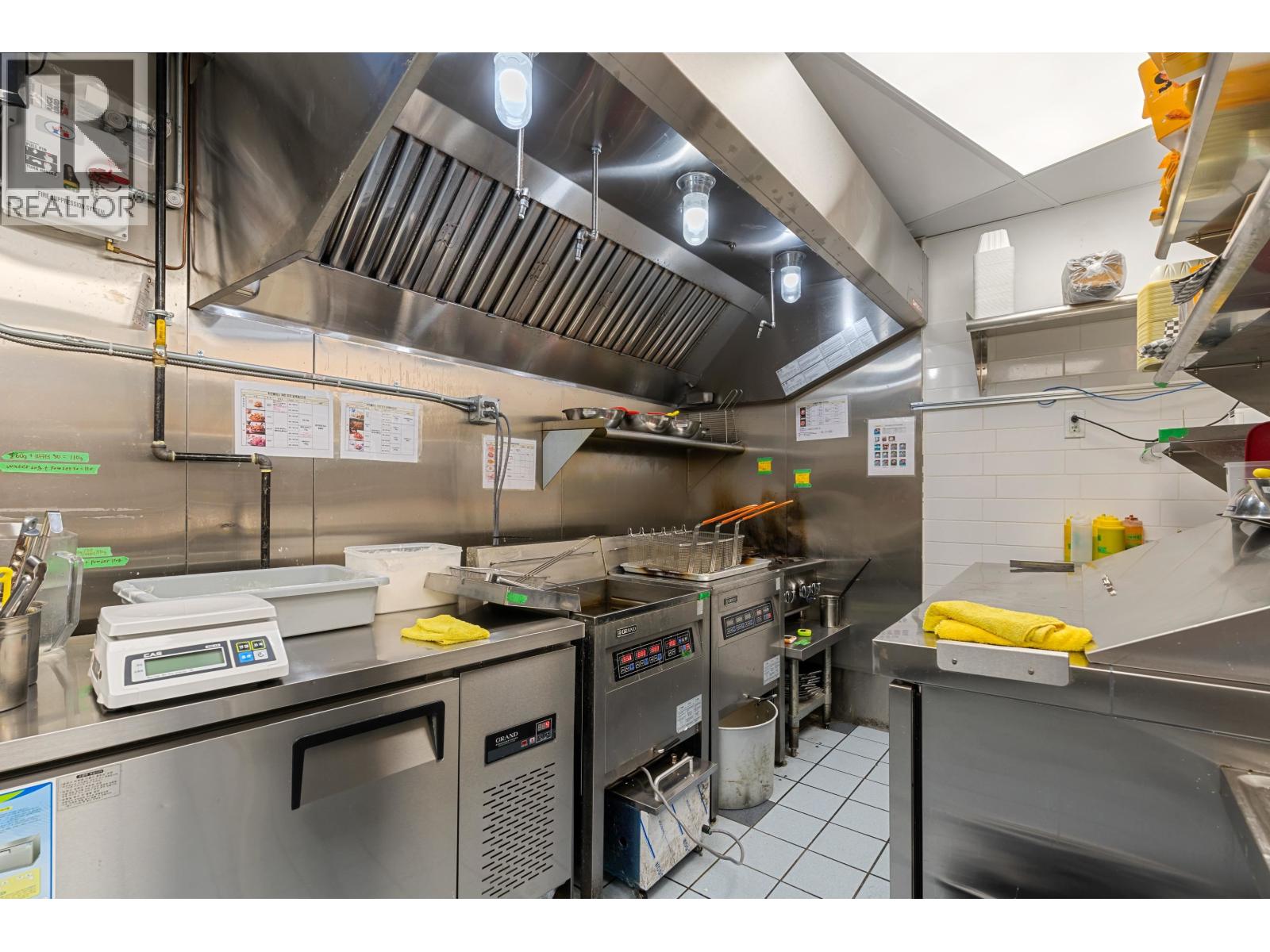 6360 Kingsway, Burnaby, British Columbia  V5E 1C5 - Photo 24 - C8075292