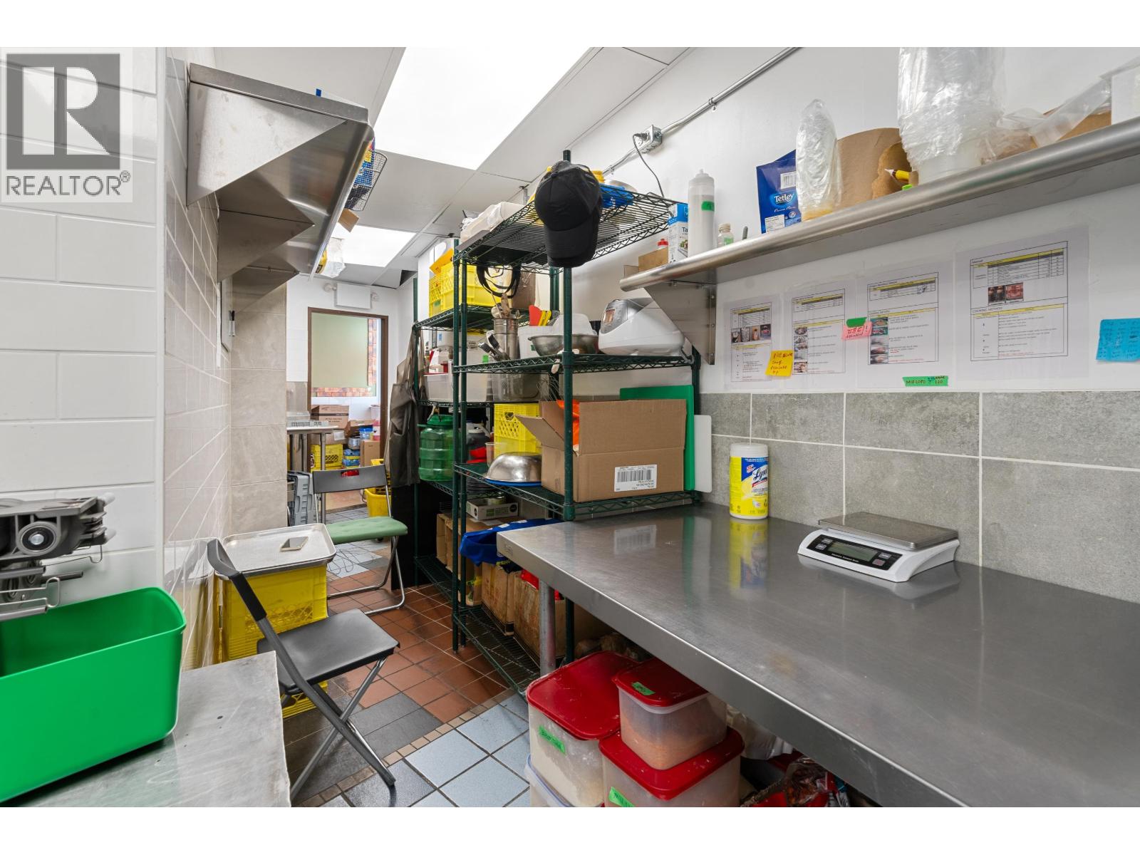 6360 Kingsway, Burnaby, British Columbia  V5E 1C5 - Photo 26 - C8075292