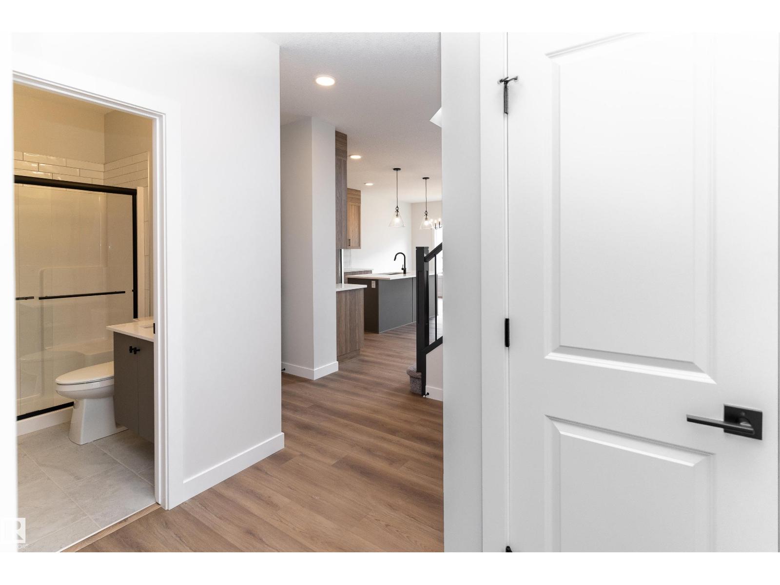 3026 Dixon Ld Sw, Edmonton, Alberta  T6W 5L1 - Photo 4 - E4471249