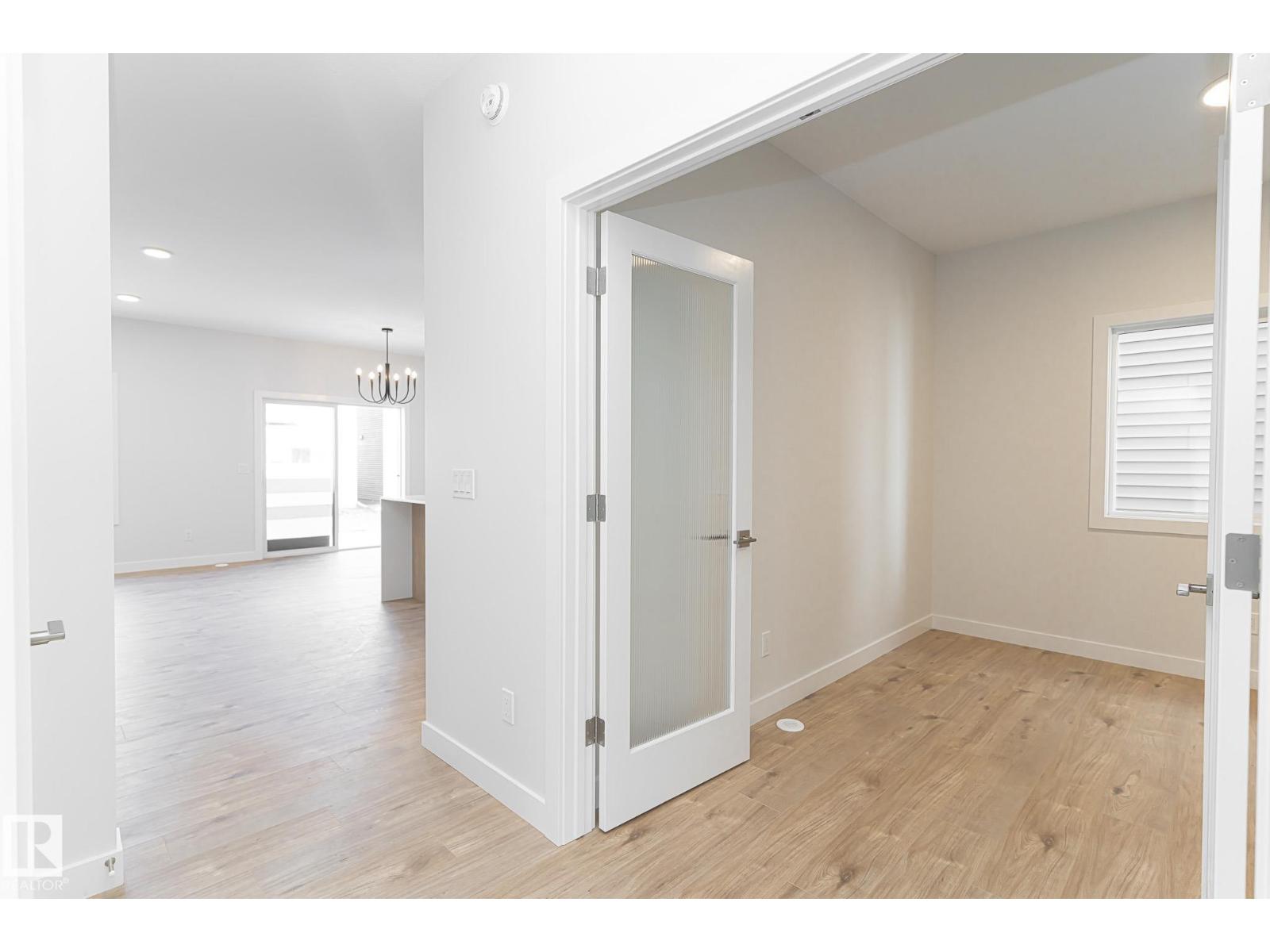 3038 Dixon Ld Sw, Edmonton, Alberta  T6W 5L2 - Photo 5 - E4471250