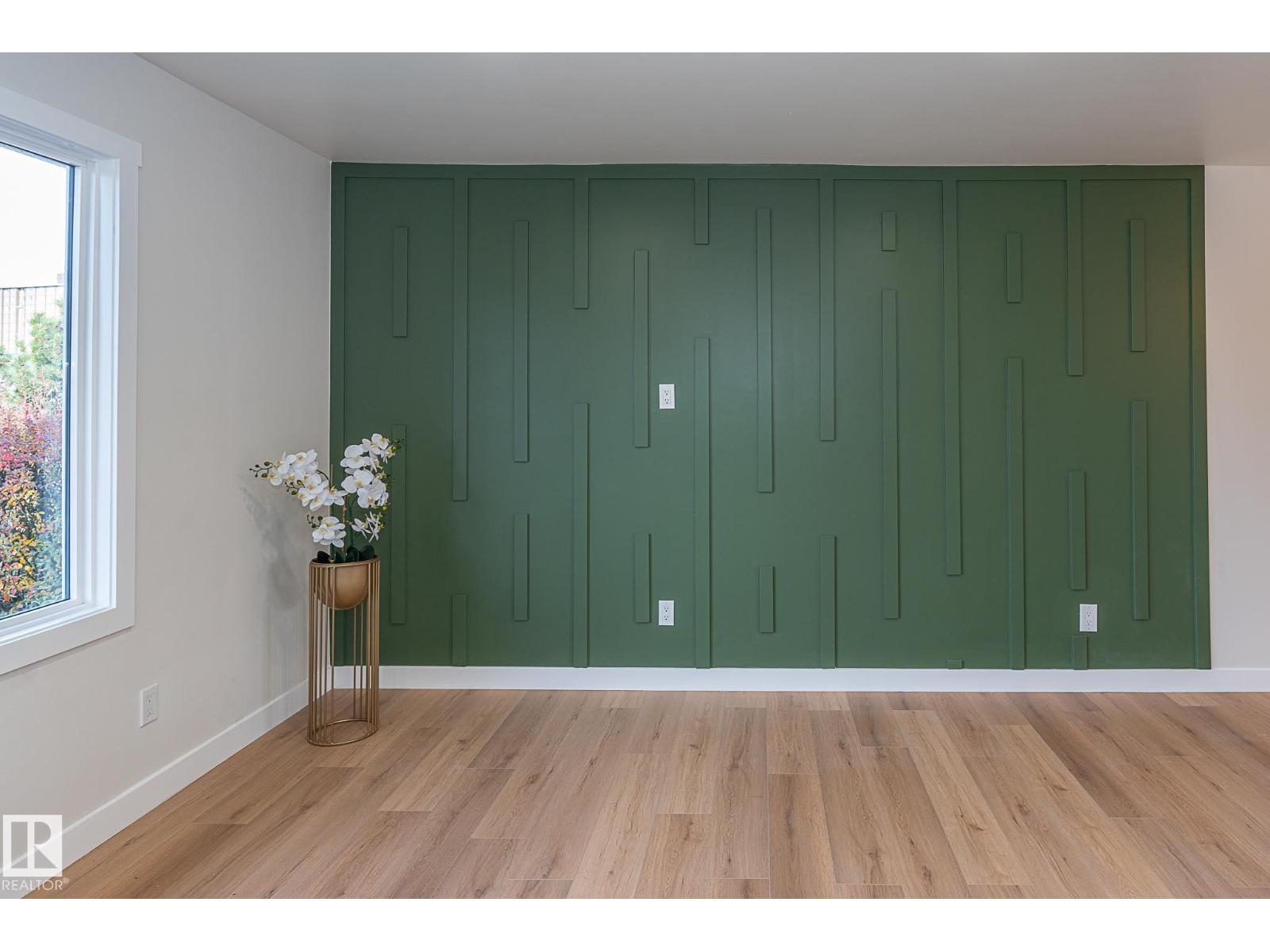 6807 98a Av Nw, Edmonton, Alberta  T6A 0B9 - Photo 2 - E4471252